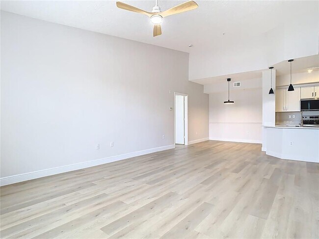 Building Photo - 5560 Metrowest Blvd