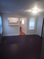 Building Photo - 3017 Wadlow St