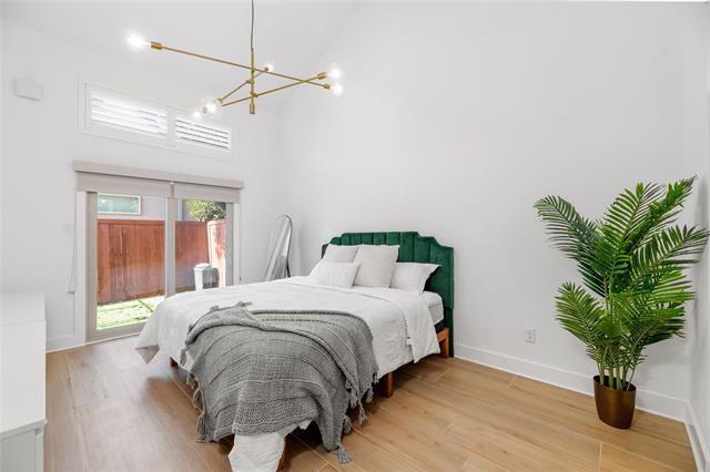 Building Photo - 4242 N Capistrano Dr