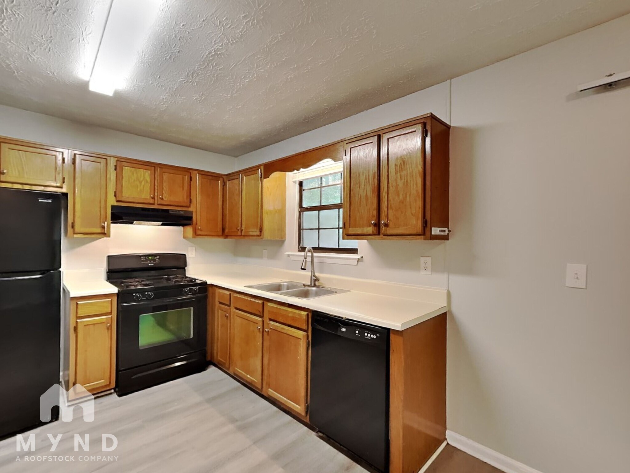 Building Photo - 2682 Winding Creek Dr