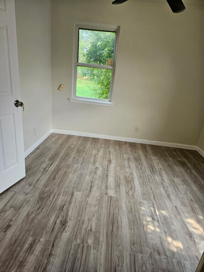 Building Photo - 405 NW 84th St