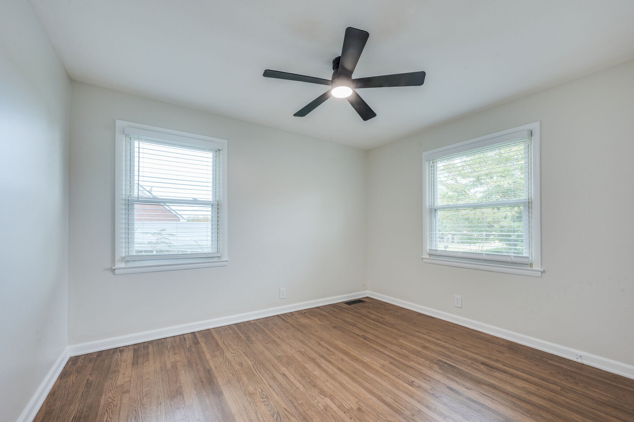 Building Photo - 5003 Hasty Dr