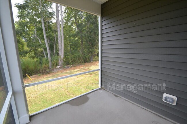 Building Photo - 1226 Bessie Ct