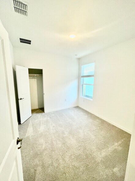 Building Photo - 1414 Caceres Spur