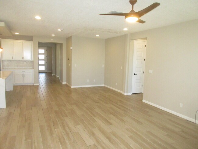 Building Photo - 8715 Sugarite Trail NE