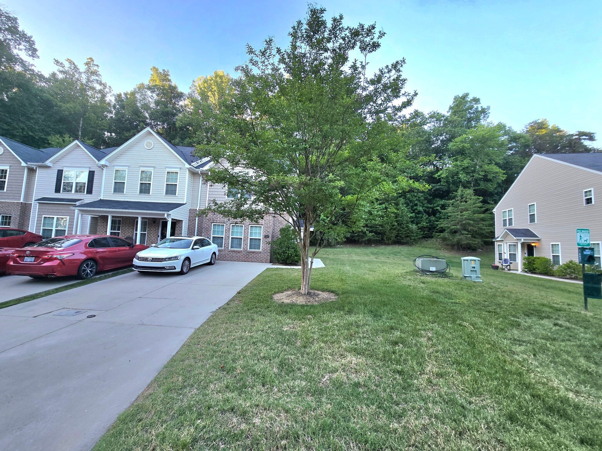 Building Photo - 6522 Ashebrooke Dr