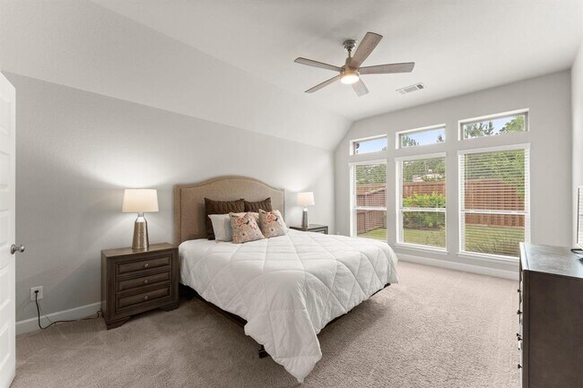 Building Photo - 27114 Sofia Forest Dr