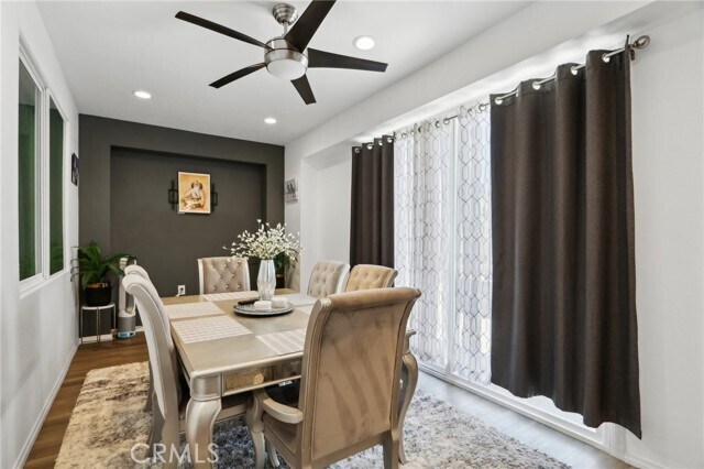 Building Photo - 25220 Golden Maple Dr