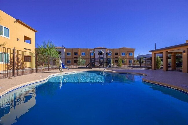 Building Photo - 1331 Pullman Dr
