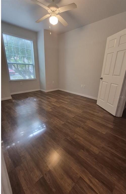 Building Photo - 1990 Erving Cir