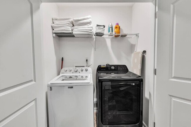 Building Photo - 2017 Peggy Joe Wy