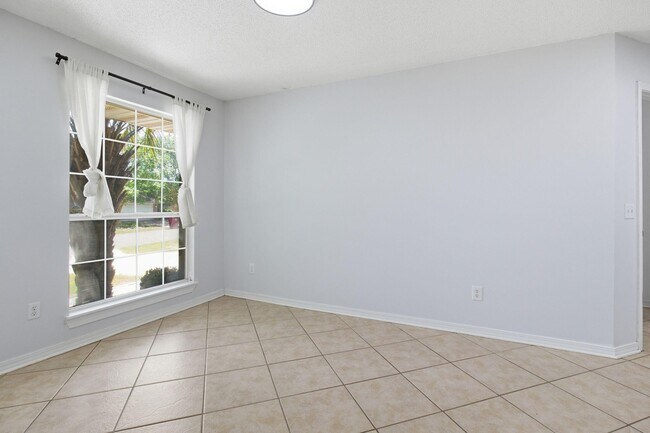 Building Photo - 5135 Whitehurst Ln