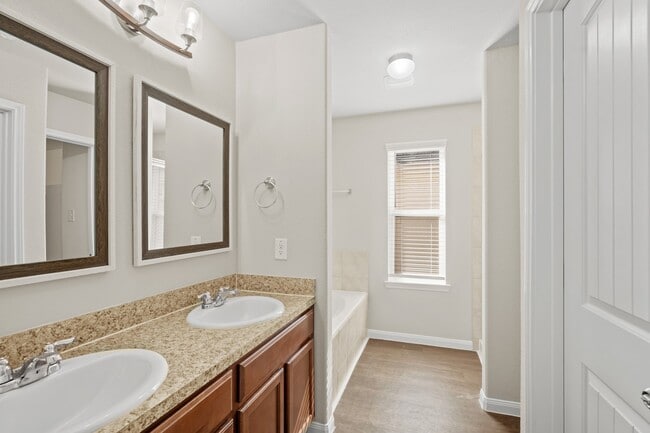 Building Photo - 5710 Esk River Trl