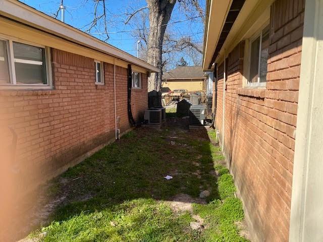 Building Photo - 4905 Kashmere St