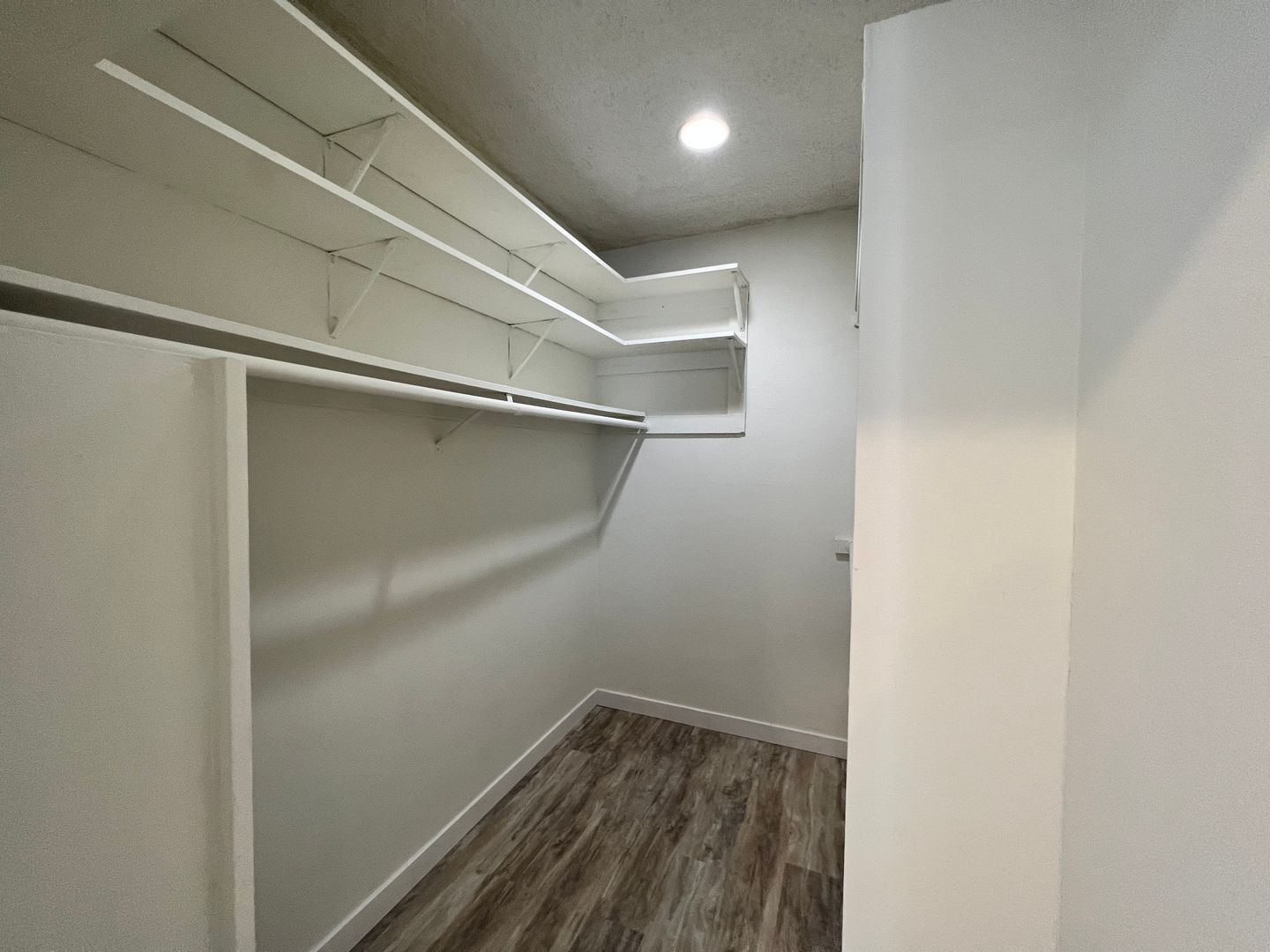 Building Photo - 12727 Matteson Ave