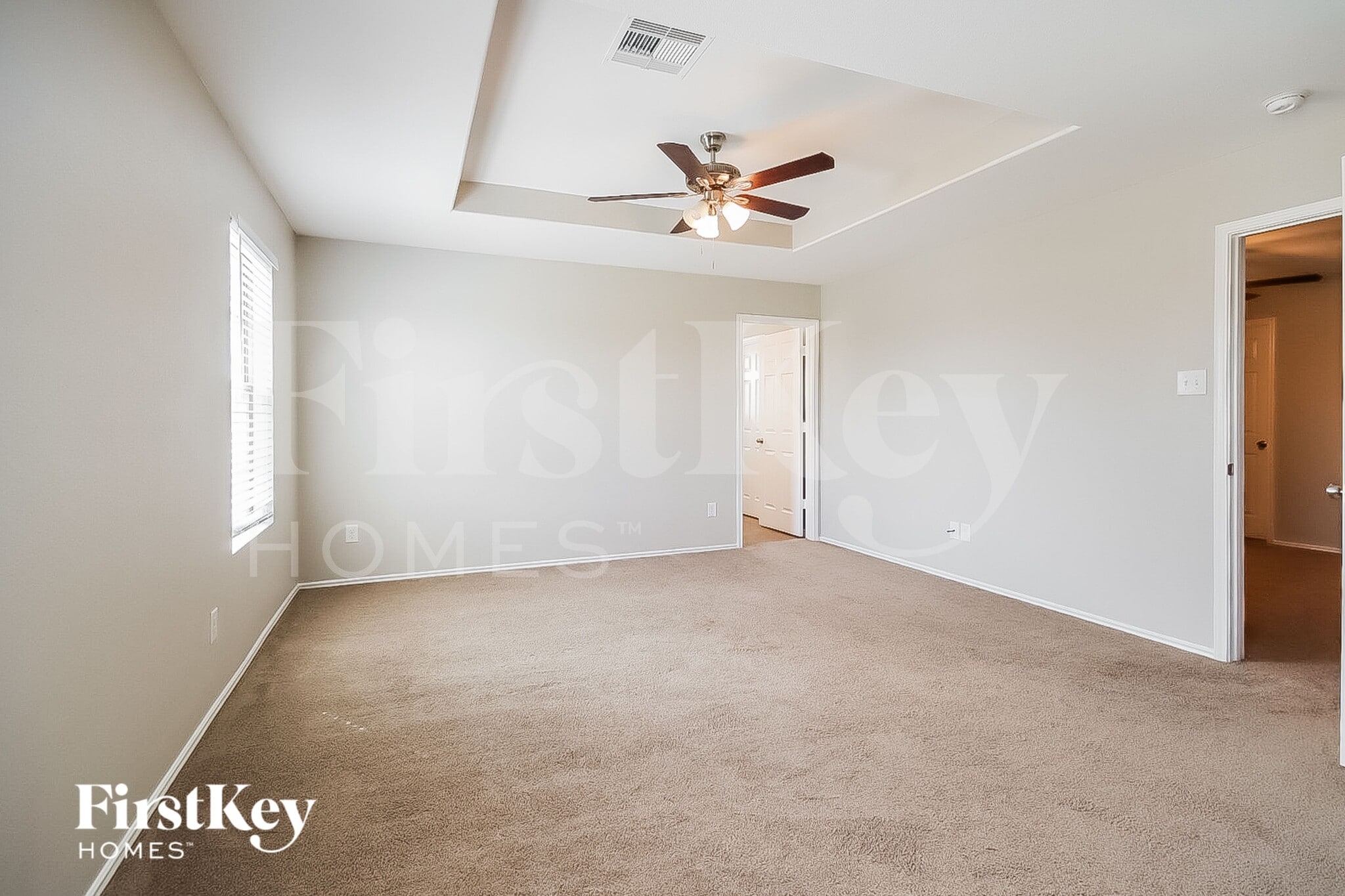 Building Photo - 1621 Perennial Ln