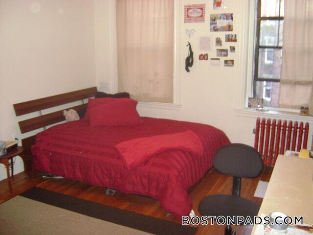 Building Photo - 56 Queensberry St