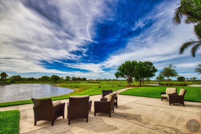 Building Photo - Seasonal Short-Term Single Family located at Sarasota National Golf Club (Social Membership) with...