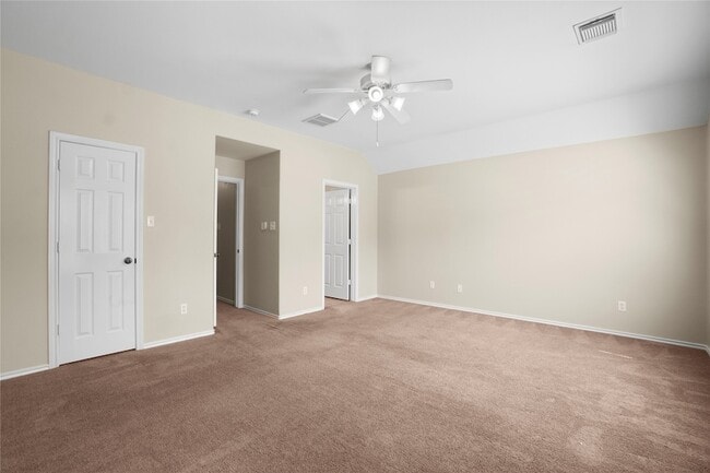Building Photo - 15 Blue Creek Pl