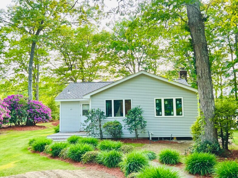 Primary Photo - 45 Hannas Rd