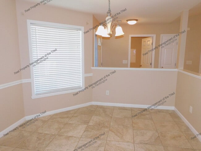 Building Photo - 5012 Philly Ln