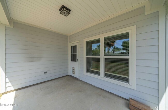 Building Photo - 4221 Catherine St