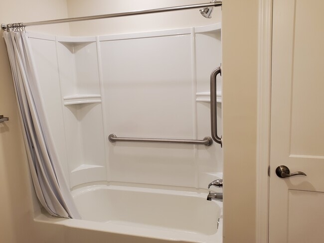 Interior Photo - Omega Senior Lofts