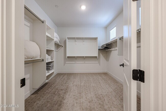 Building Photo - 11300 N Casa Dega Dr