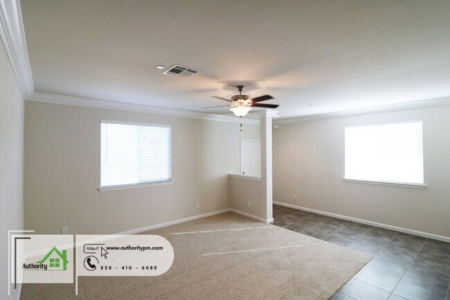 Building Photo - 674 Mission De Oro Dr