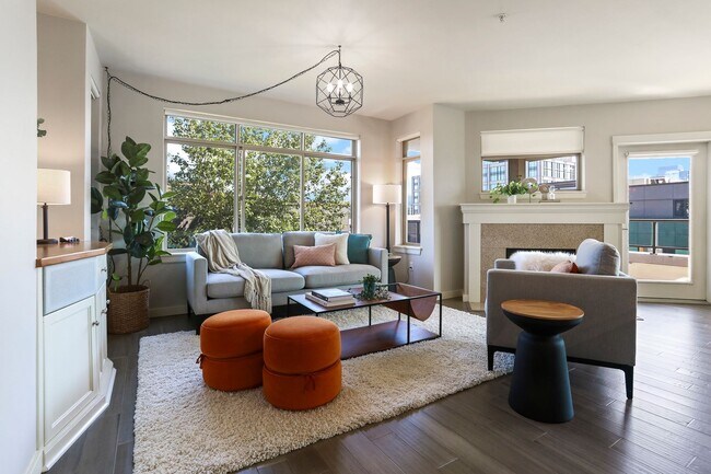 Building Photo - South Lake Union View 3 bed Condo availabl...