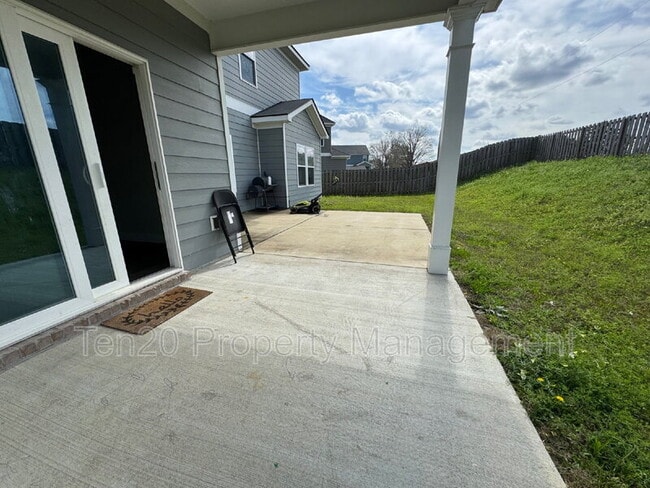 Building Photo - 362 Red Oak Pl