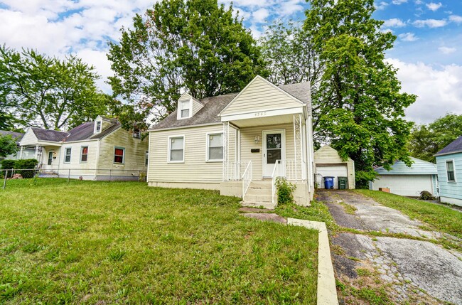 Building Photo - Spacious 3 Bedroom in Dayton!