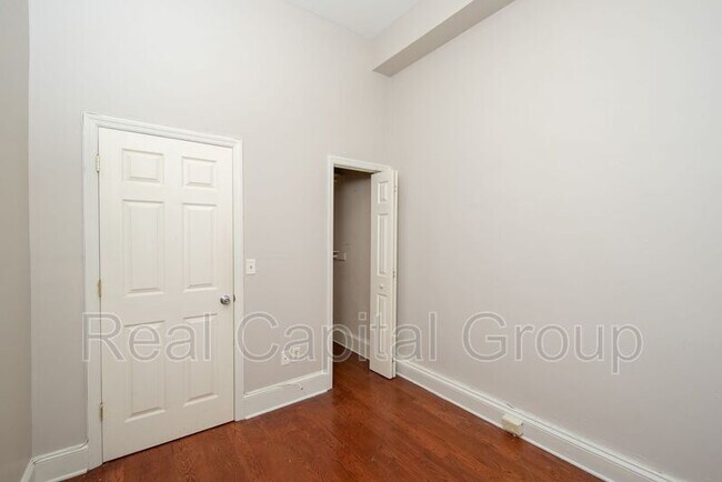 Building Photo - 347 Hudson Ave