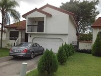 Building Photo - 10734 SW 117th Pl