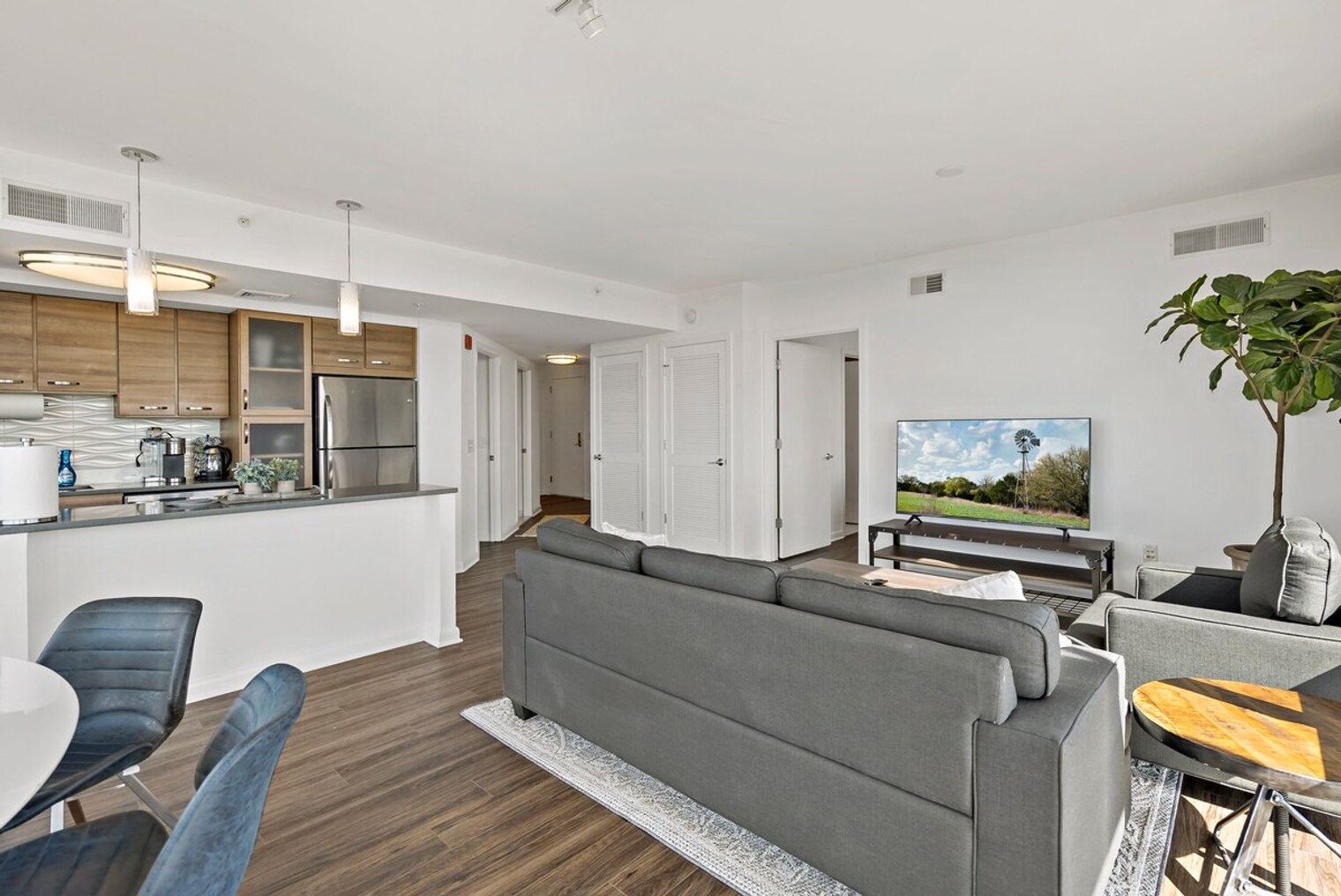 Building Photo - 1751 Pinnacle Dr