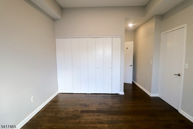 Building Photo - 111 Mulberry St