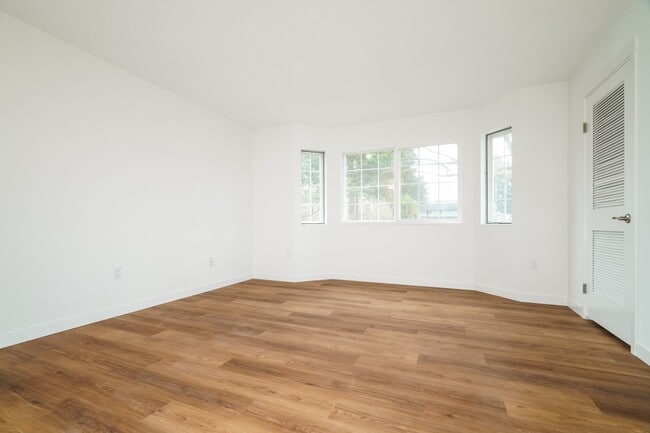 Building Photo - Brand New Remodeled 2 bed 2 bath home for Rent