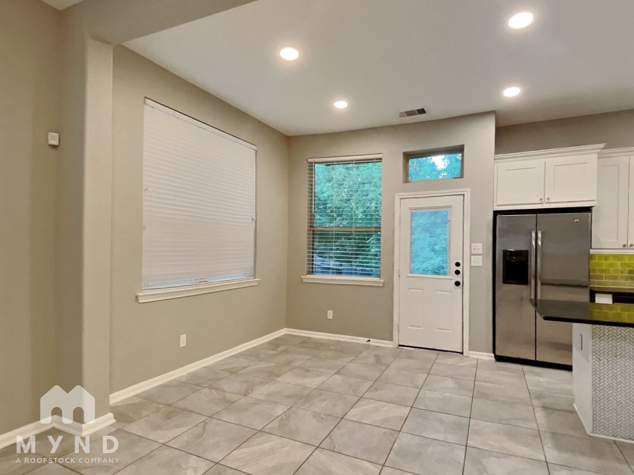 Building Photo - 118 Cheswood Forest Dr