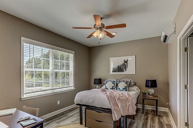 Building Photo - Shared Housing Experience in Memphis -> @t...