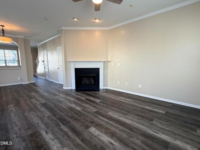 Building Photo - 651 Cupola Dr