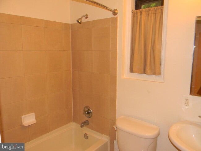 Building Photo - 2725 39th St NW