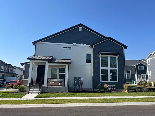 Building Photo - 3600 W 1700 N