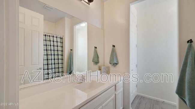 Building Photo - 10540 E Sebring Ave