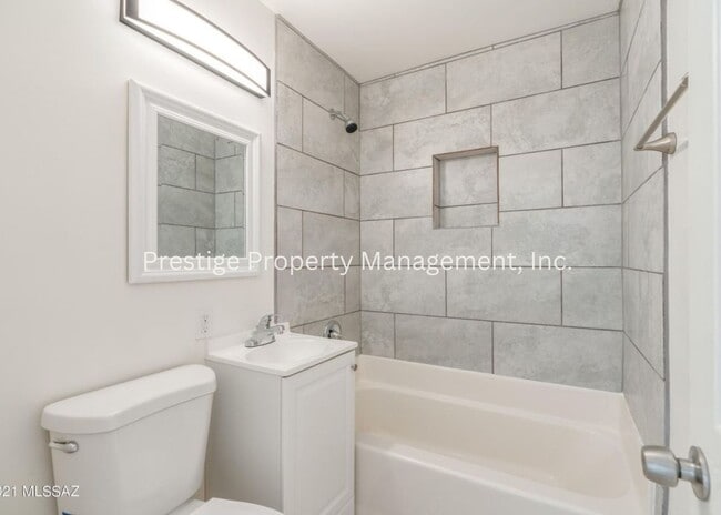 Building Photo - Charming, Updated  Brick Home in Central T...