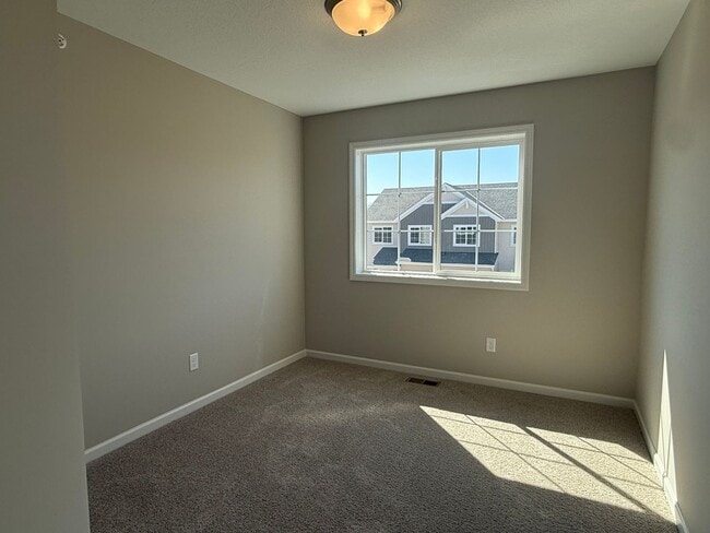 Building Photo - New Construction!  3 bedroom + loft area