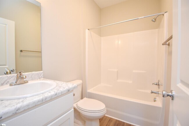 Building Photo - 105 Cunningham Rd