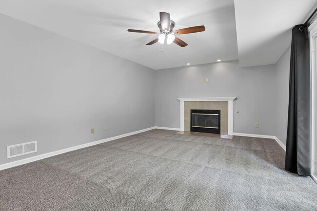 Building Photo - 933 Briaro St