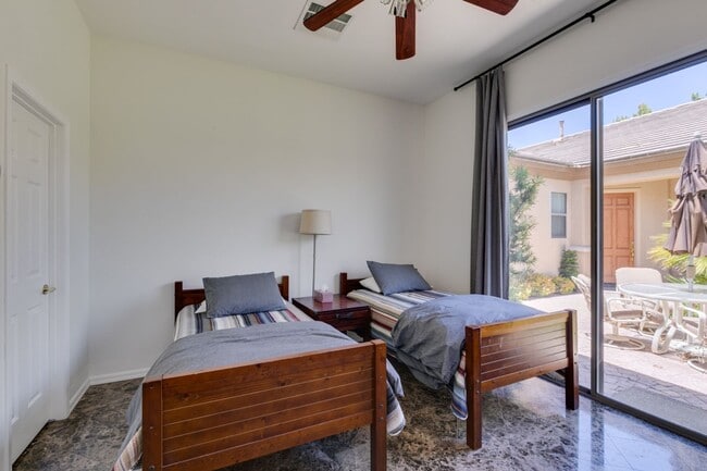 Building Photo - Elegant 3Bedroom/2.5Bath Furnished Home with Casita in Anthem Country Club