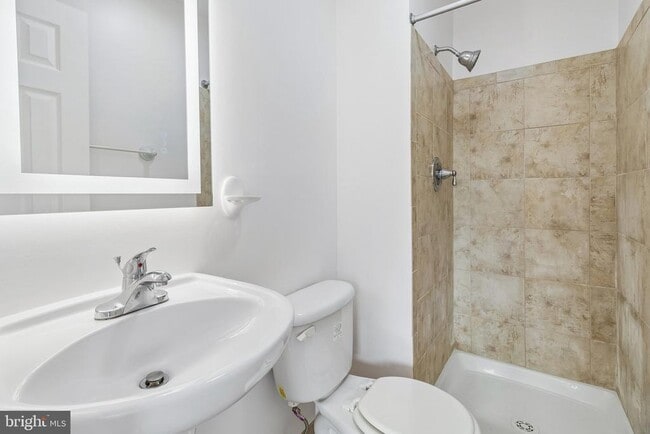 Building Photo - 6409 Whitwell Ct
