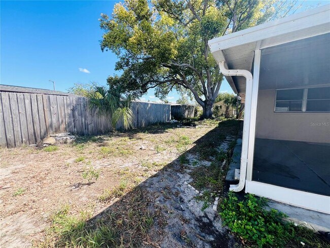 Building Photo - 7811 Embassy Blvd